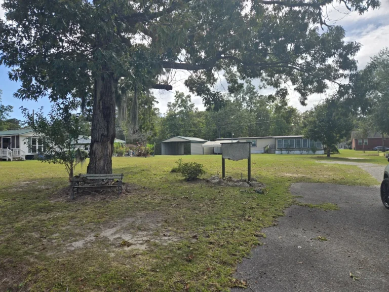 on site management mobile home park Cross SC, manufactured home community, Berkeley County SC, home financing, all ages manuf