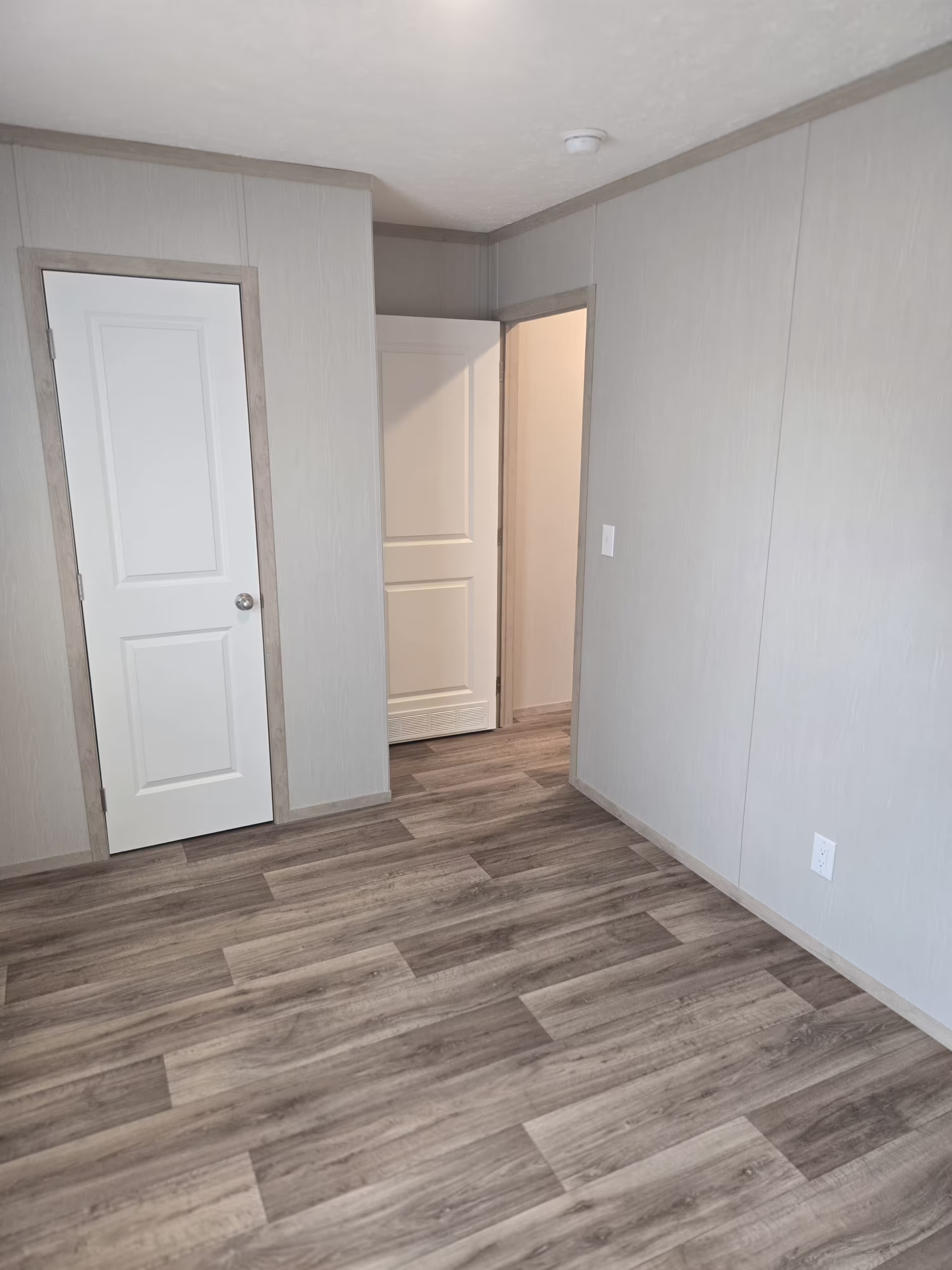 modular and manufactured homes, Clayton Epic Lewis Series Tranquility, Snowy Owl MHP, manufactured home community, manufactur